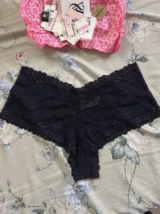 Cloe Black