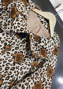 Brown🟤Floral Print Winter Top For 38 Bust