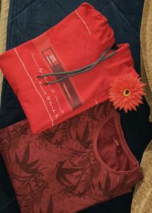 Red T-Shirt hudi Bundle..