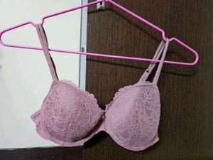 padded underwired bra