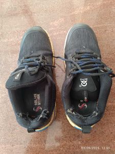 ACME Trekking Shoes