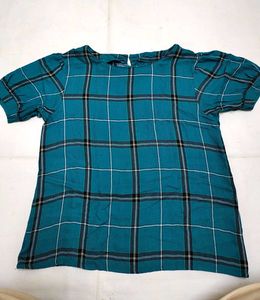 Checked Top With Smooth Material