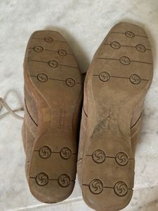 Men’s Casual Shoes - Stylish Comfort