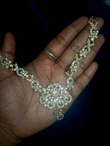 Elegant Gold Necklace