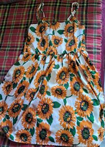 Yellow Sunflower Backless Dress 🌻