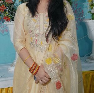 Beutiful Wedding Guest Wear Suit Set