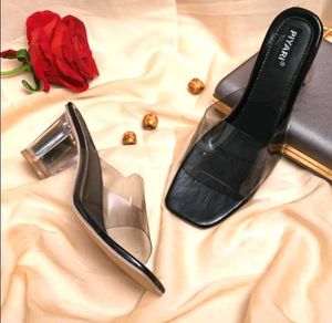 elegant black Clear heels 👠