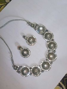 Necklace & Earring Set