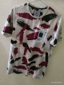 Twills 1995 Abstract Print T-Shirt – Trendy Casual