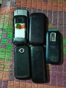 Nokia old mobile 5