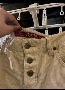 NEW MUDD  Cute corduroy Skirt