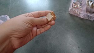 2 Pairs Of White And Gold Earings