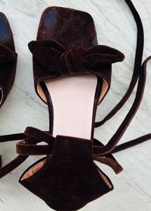 Brown Tie-Up Heels
