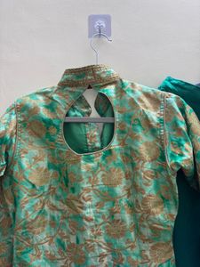 Elegant Ethnic Kurta Set