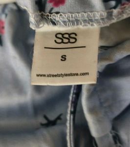 Floral Puff Sleeve Crop Top