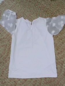Cute White Flower Sleeve Top