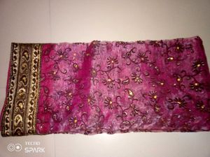 Elegant Pink &amp; Gold Saree