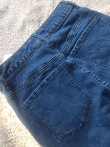 FOREVER 21 JEANS