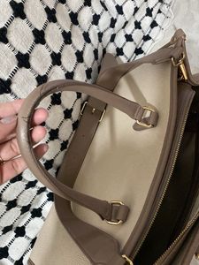 Handbag