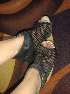 Black broad heel
