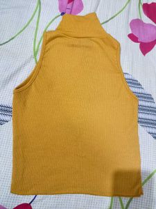 Highneck Mustard Top