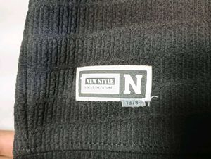 Men&#39;s Black Long Sleeve T-Shirt