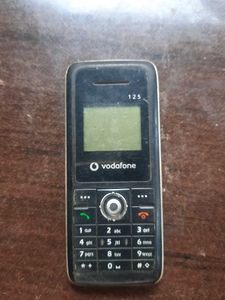 Vodafone 125 Classic Phone