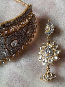 Heavy wedding golden  jwellery set
