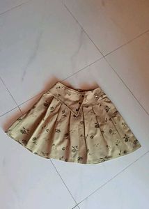 mini olive green skirt with inner short