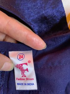 Girl&#39;s Pink Blue Lahenga 4-6 years without chunri