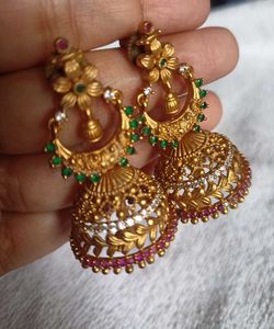 South Earrings Set!! ✅