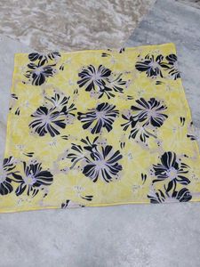 Renoma Floral handkerchief