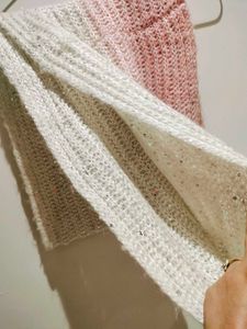 brand new woolen stole with tag