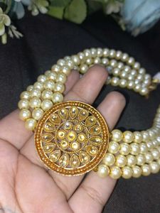 Beautiful Choker Set