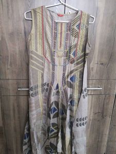 W Dress