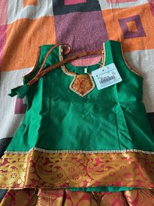 Pattu Pavadai