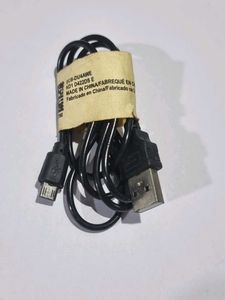 Bluetooth Receiver, Aux Cable &amp; Charging Cabl