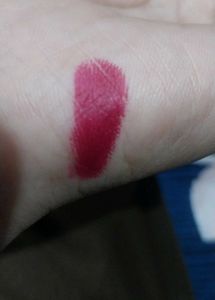Swiss Beauty Non-Transfer Matte Lipstick