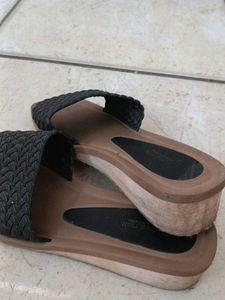 Braided Detail Slides