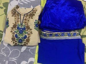 Elegant Embroidered Kurta