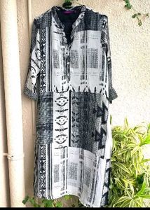 Black & White Print Tunic Dress