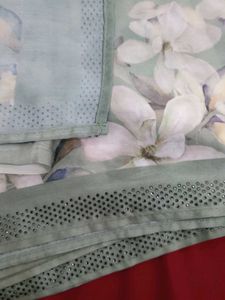 Floral Print Saree with Blouse