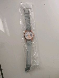 Stylish Women's Watch Grey Color