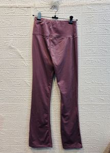 🇺🇲 Workout Imported Flared Tights