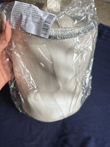 Clinique Cute Cylinder Pouch