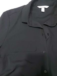 H&amp;M Classic Black Button-Down Shirt