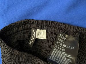 H&amp;M Smocked Waist Skirt