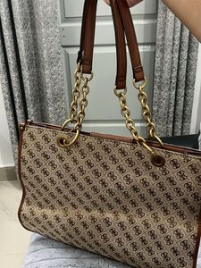 Viral Celebrity Guess Handbag Og (18000 Rs