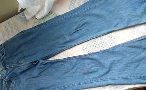 Low Waisted Bootcut Jeans 👖