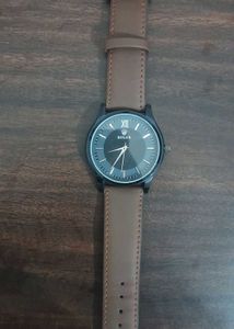 Men&#39;s Brown Leather Hand Watch